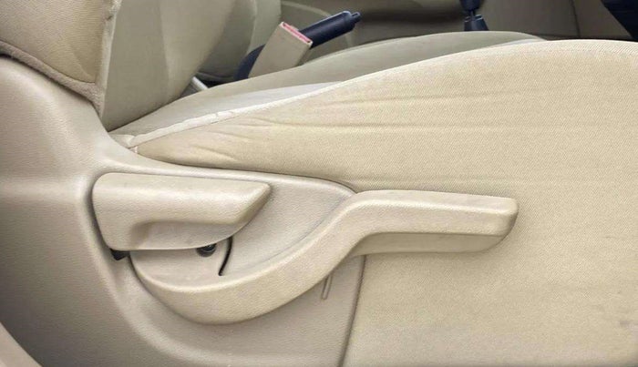 2014 Honda Amaze 1.2L I-VTEC S, Petrol, Manual, 36,417 km, Driver Side Adjustment Panel