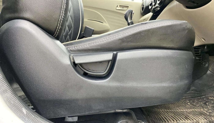 2019 Hyundai NEW SANTRO SPORTZ AMT, Petrol, Automatic, 62,306 km, Driver Side Adjustment Panel