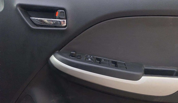2017 Maruti Baleno DELTA PETROL 1.2, Petrol, Manual, 1,00,216 km, Driver Side Door Panels Control