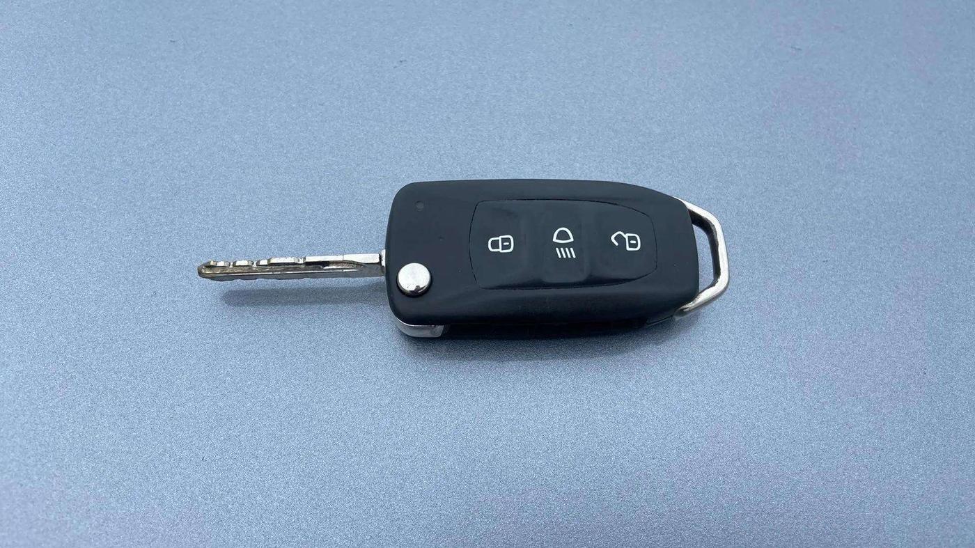 2018 Tata Tiago XZ PLUS PETROL, Petrol, Manual, 57,217 km, Key Close Up