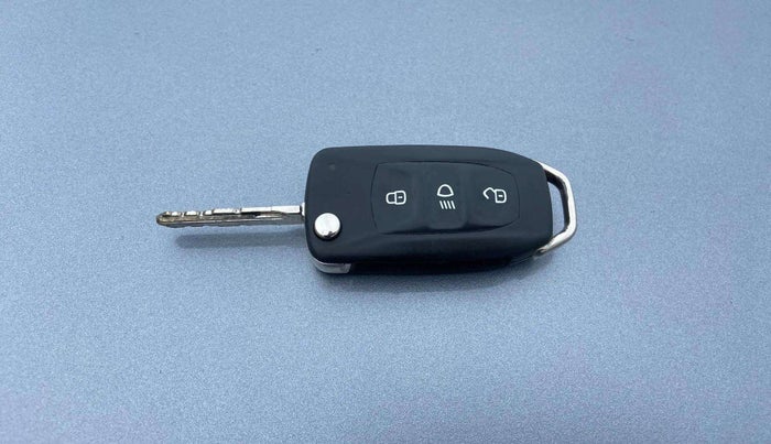 2018 Tata Tiago XZ PLUS PETROL, Petrol, Manual, 57,068 km, Key Close Up