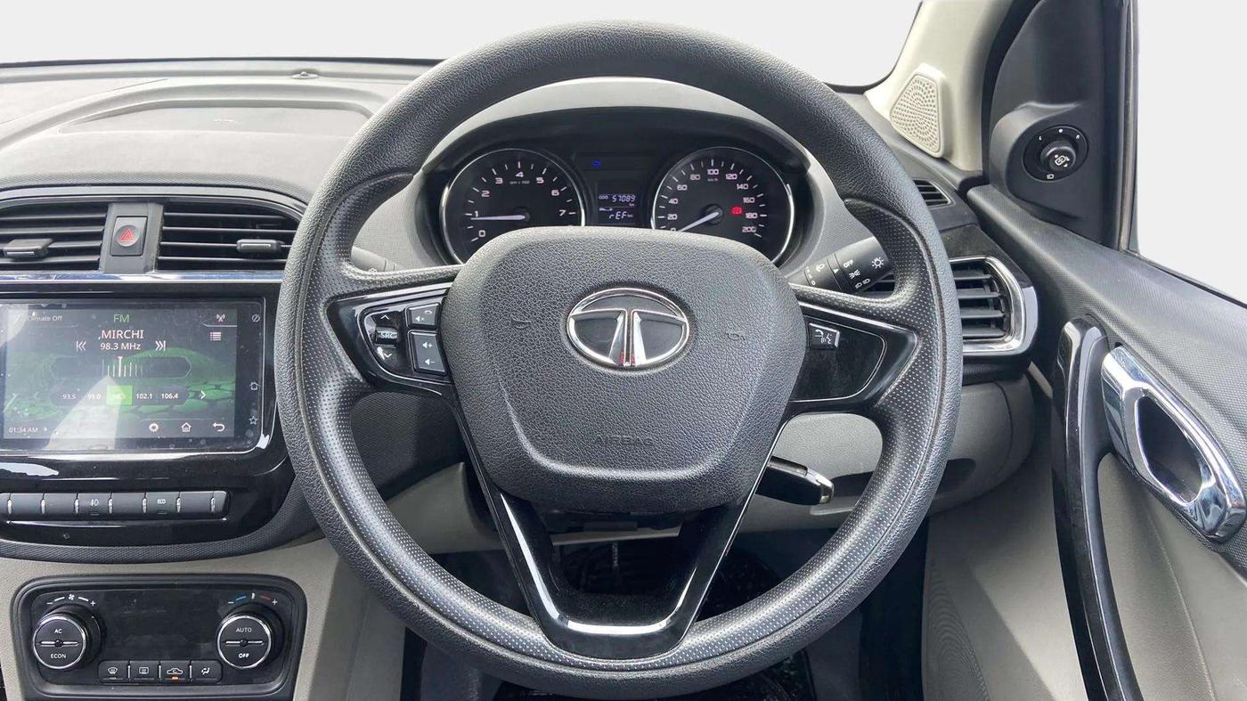 2018 Tata Tiago XZ PLUS PETROL, Petrol, Manual, 57,217 km, Steering Wheel Close Up