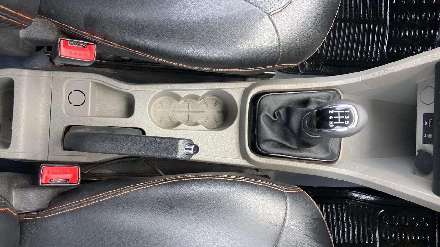 2018 Tata Tiago XZ PLUS PETROL, Petrol, Manual, 57,217 km, Gear Lever
