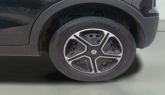 2021 Mahindra XUV300 W4 1.2 PETROL, Petrol, Manual, 45,836 km, Left Rear Wheel