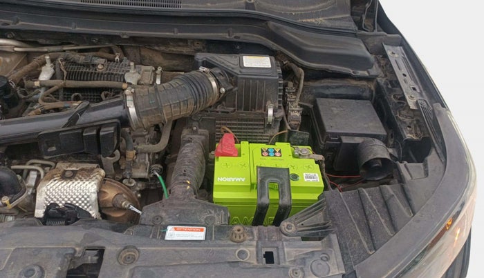 2021 Mahindra XUV300 W4 1.2 PETROL, Petrol, Manual, 45,836 km, Engine View - Left