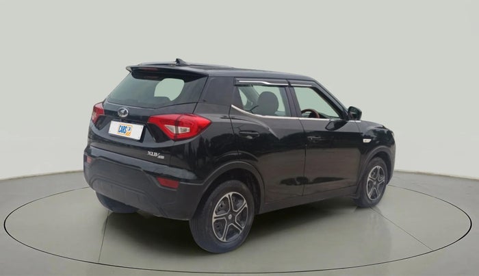 2021 Mahindra XUV300 W4 1.2 PETROL, Petrol, Manual, 45,836 km, Right Back Diagonal
