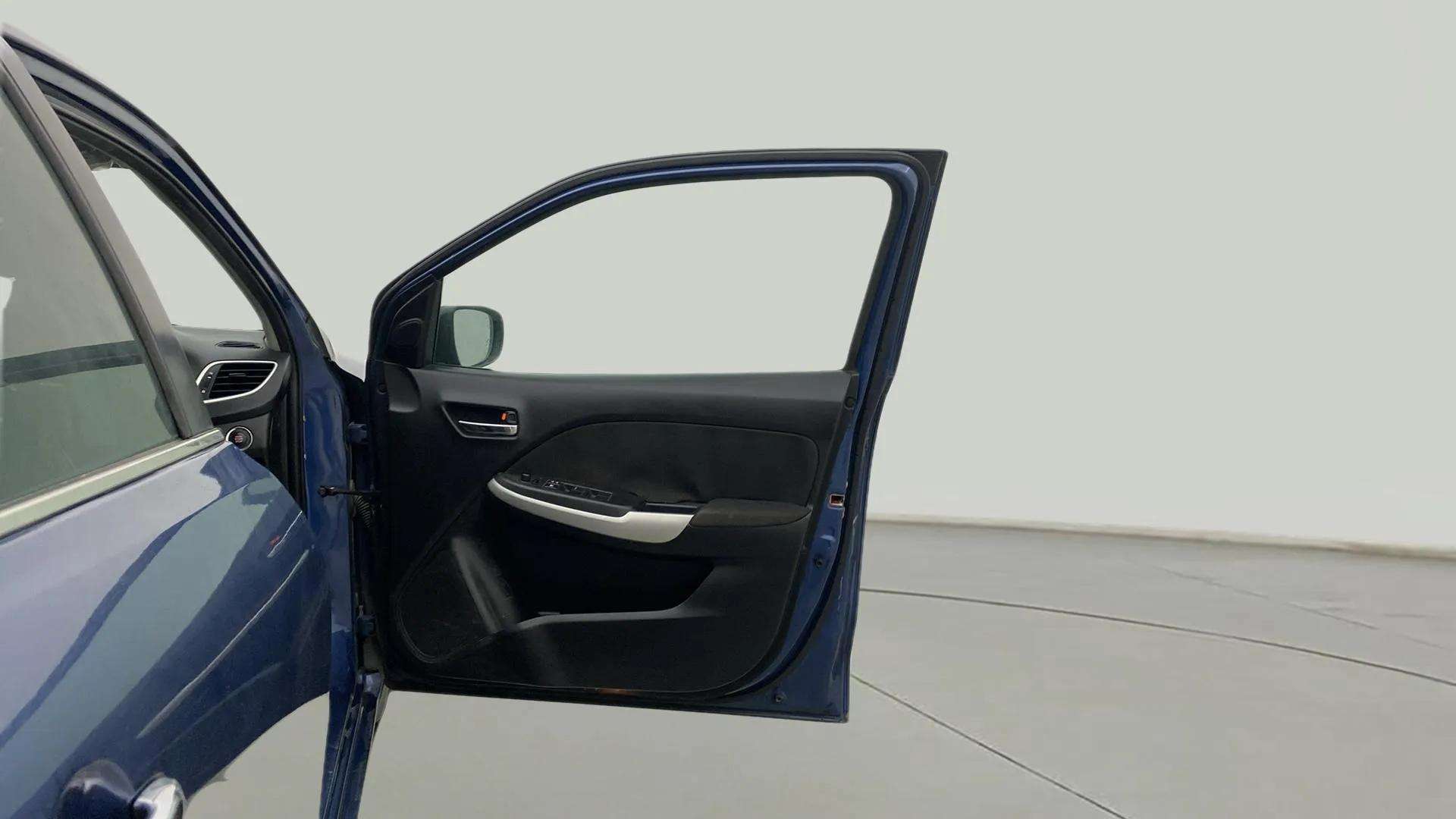 RHS-Front-Door-Open-32