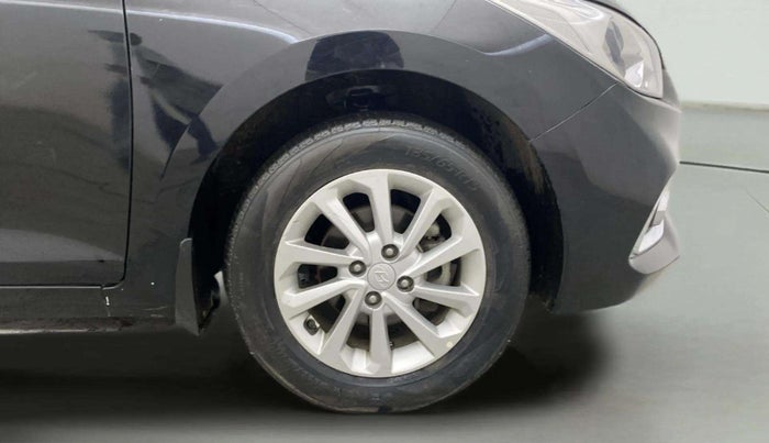 2018 Hyundai Verna 1.6 EX VTVT AT, Petrol, Automatic, 37,765 km, Right Front Wheel