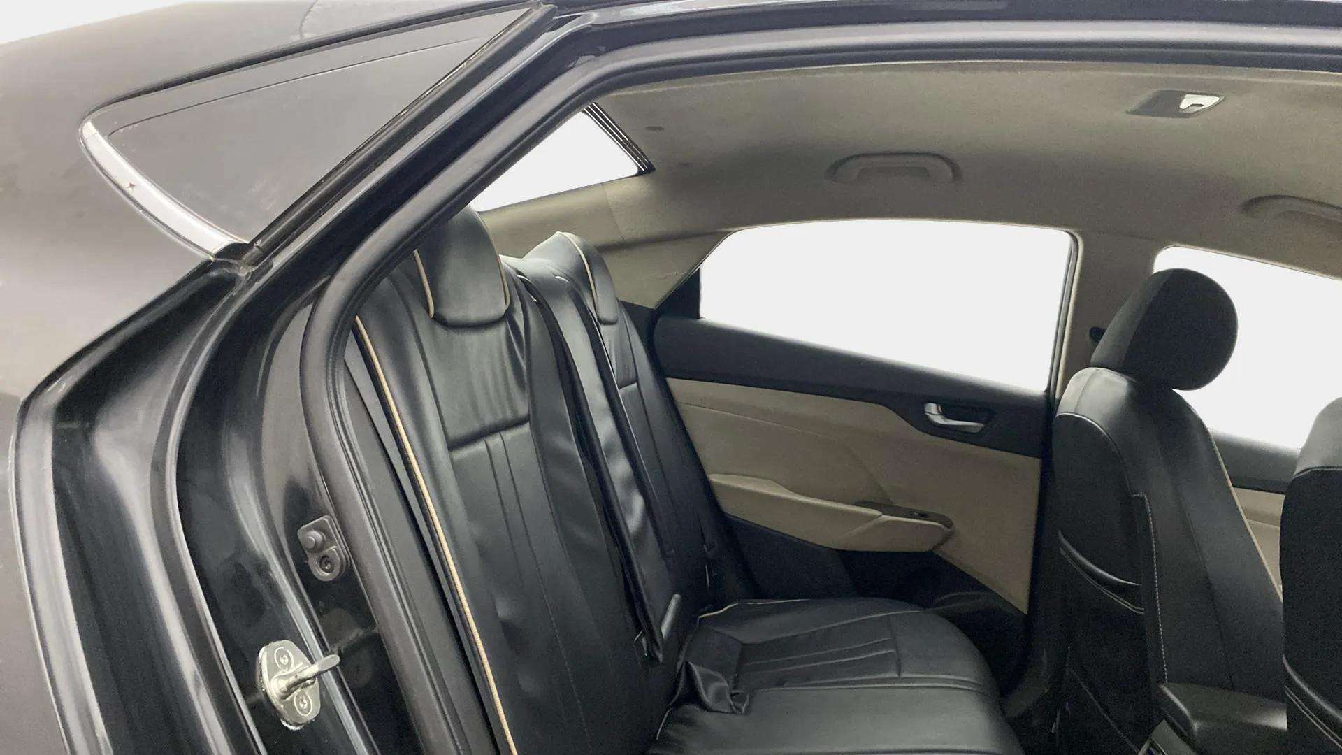 Rear-Cabin-View