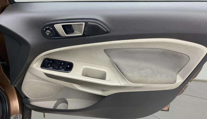 2017 Ford Ecosport TITANIUM 1.5L PETROL, Petrol, Manual, 1,21,247 km, Driver Side Door Panels Control