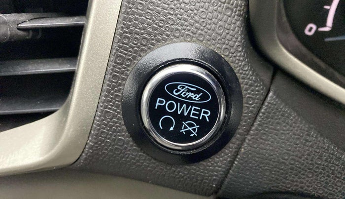 2017 Ford Ecosport TITANIUM 1.5L PETROL, Petrol, Manual, 1,21,247 km, Keyless Start/ Stop Button