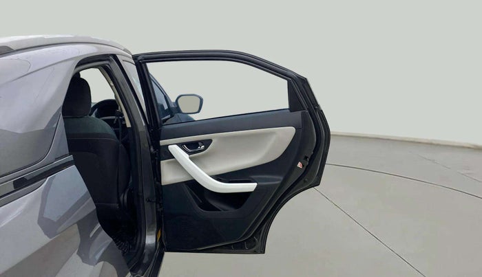 2024 Tata NEXON CREATIVE+ SUNROOF AMT 1.2 PETROL, Petrol, Automatic, 22,892 km, RHS Rear Door
