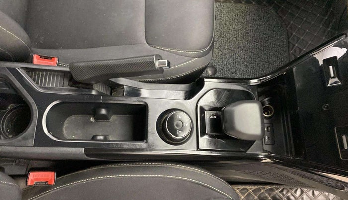 2024 Tata NEXON CREATIVE+ SUNROOF AMT 1.2 PETROL, Petrol, Automatic, 22,892 km, Gear Lever