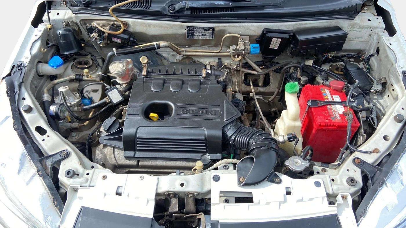 2015 Maruti Alto K10 VXI, CNG, Manual, 1,26,680 km, Open Bonet