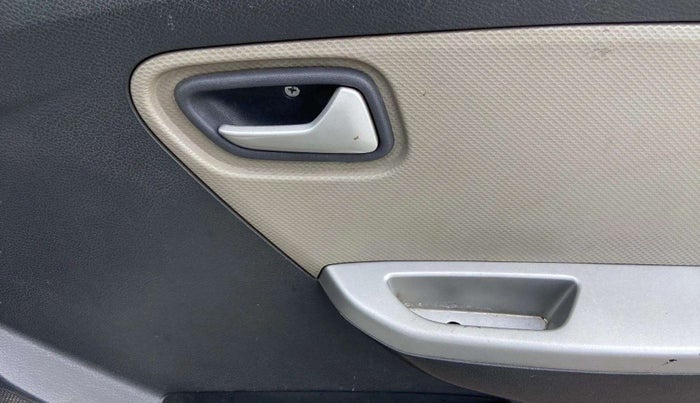 2015 Maruti Alto K10 VXI, CNG, Manual, 1,26,295 km, Driver Side Door Panels Control
