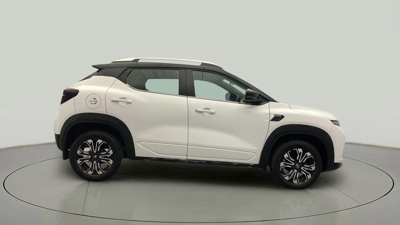 2021 Renault Kiger RXZ MT DUAL TONE, Petrol, Manual, 40,389 km, Right Side View