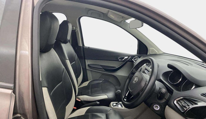 2018 Tata Tiago XZA PETROL, Petrol, Automatic, 40,769 km, Right Side Front Door Cabin