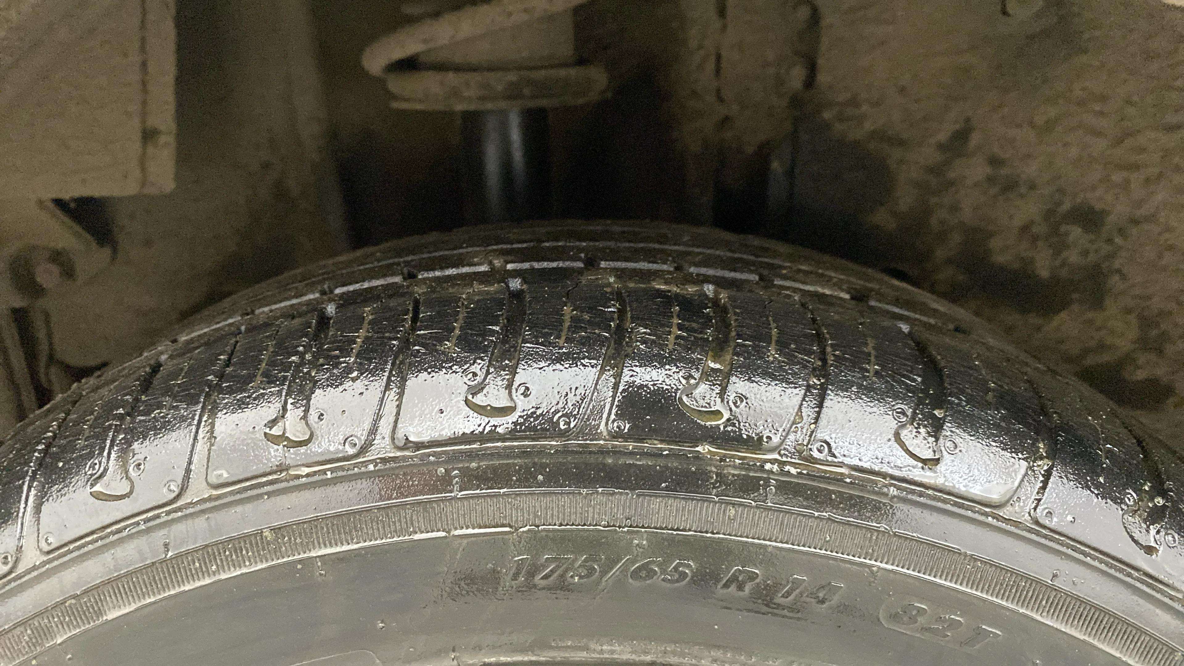 LHS-Front-Tyre-Tread-20