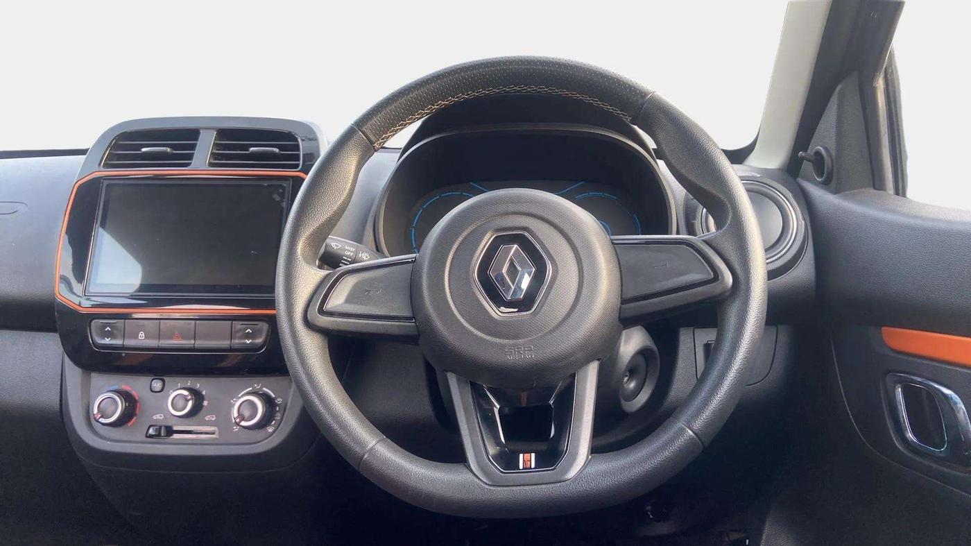 2020 Renault Kwid CLIMBER 1.0 (O), Petrol, Manual, 39,192 km, Steering Wheel Close Up