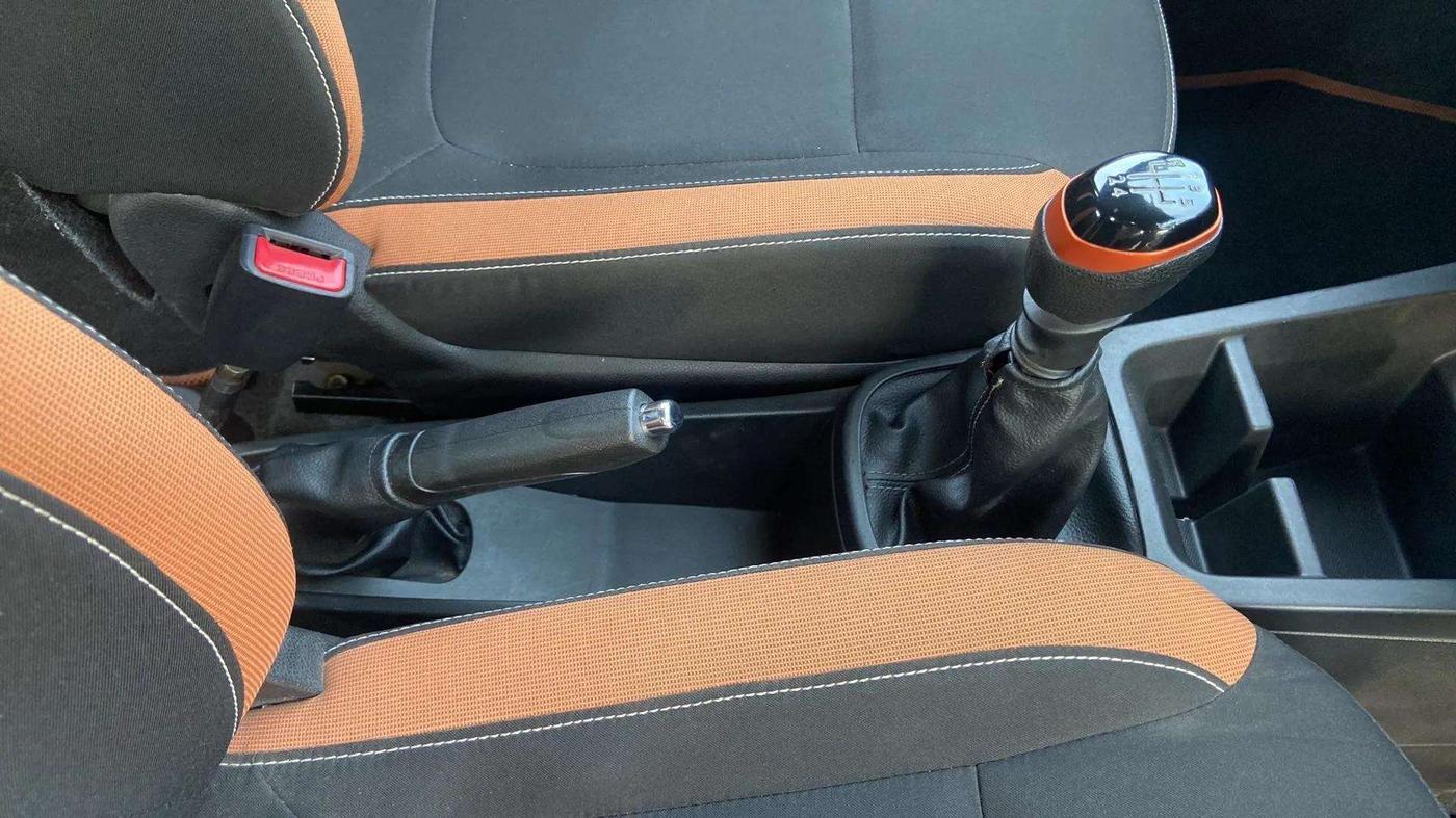 2020 Renault Kwid CLIMBER 1.0 (O), Petrol, Manual, 39,192 km, Gear Lever