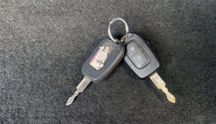 2020 Renault Kwid CLIMBER 1.0 (O), Petrol, Manual, 39,157 km, Key Close Up