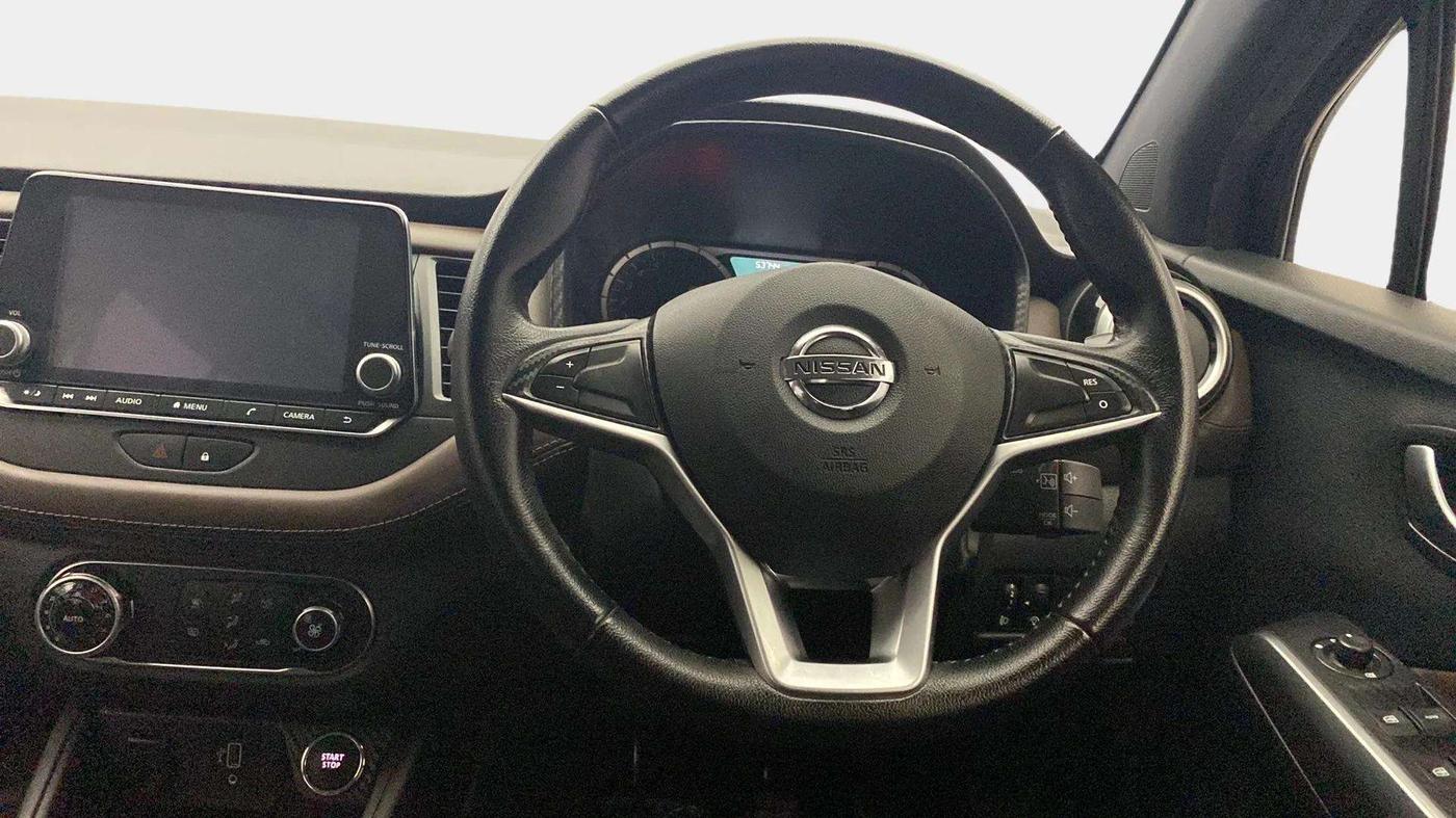2021 Nissan Kicks XV PREMIUM (O) TURBO 1.3, Petrol, Manual, 53,801 km, Steering Wheel Close Up