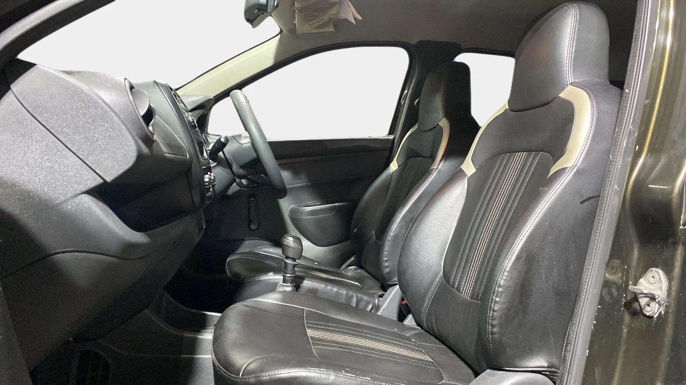 2016 Renault Kwid RXL, Petrol, Manual, 49,740 km, Right Side Front Door Cabin