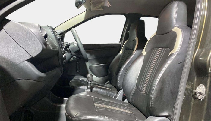 2016 Renault Kwid RXL, Petrol, Manual, 49,740 km, Right Side Front Door Cabin