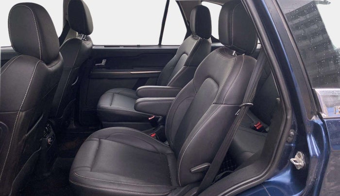 2018 Tata Hexa XTA 4X2 6 STR, Diesel, Automatic, 86,264 km, Right Side Rear Door Cabin