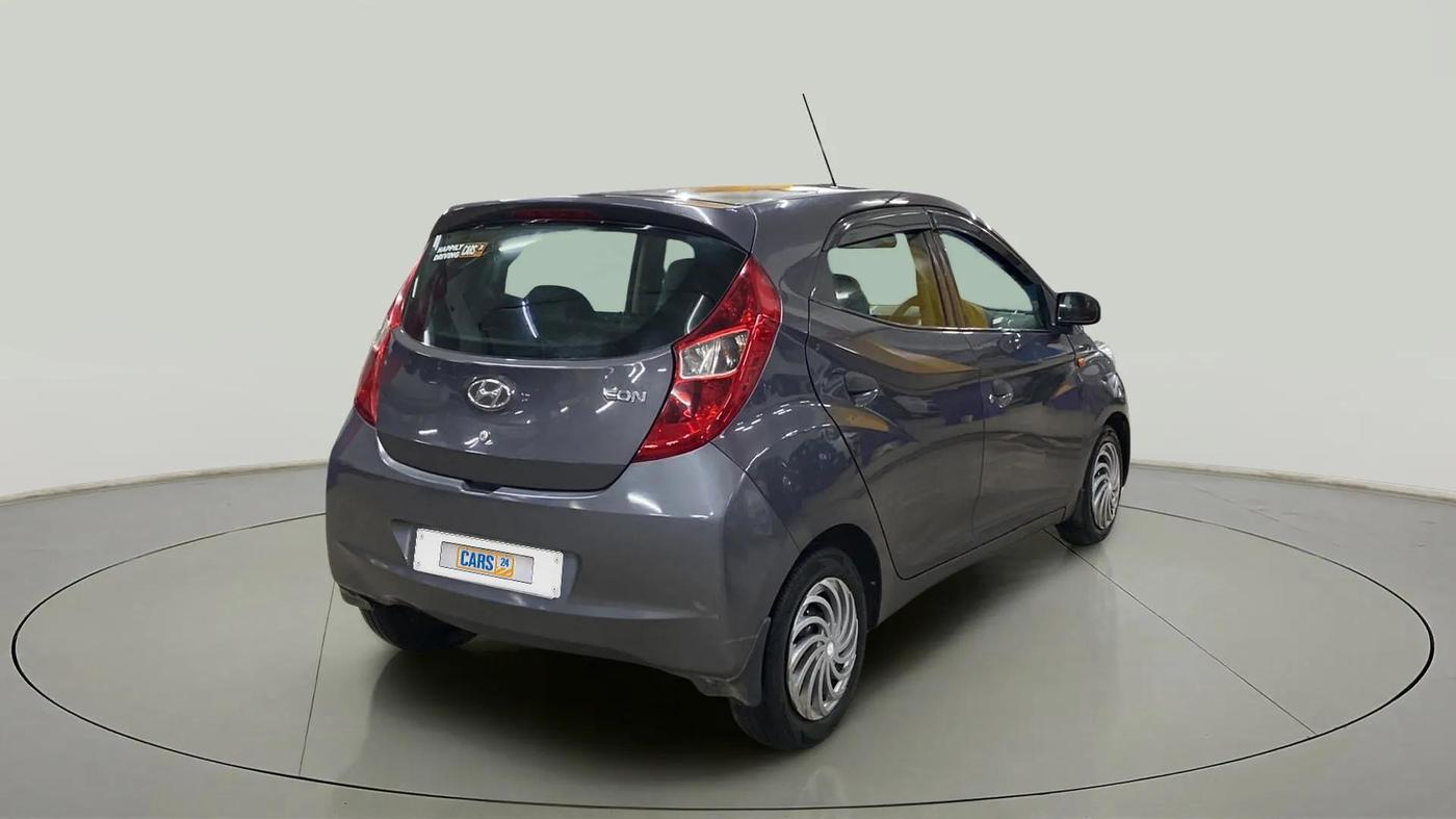 2016 Hyundai Eon MAGNA +, Petrol, Manual, 63,251 km, Right Back Diagonal