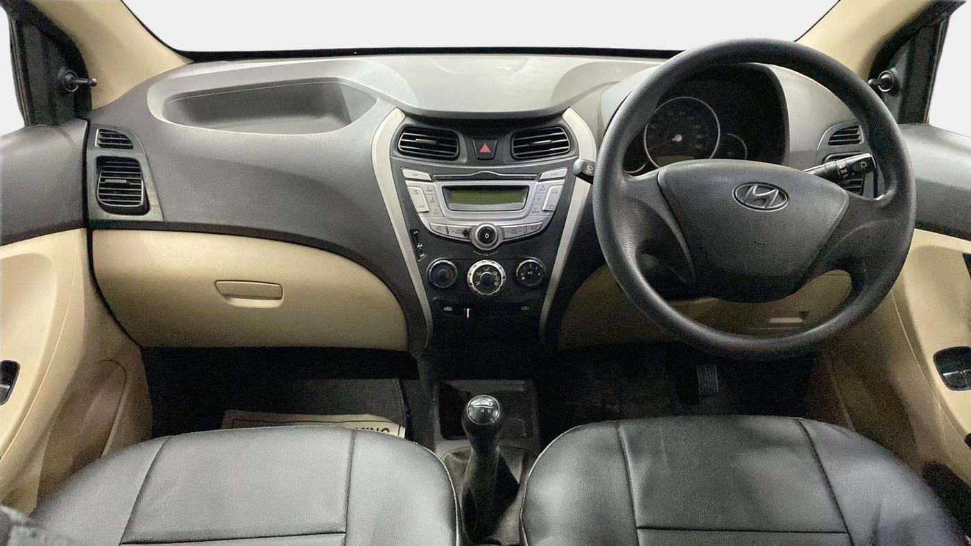 2016 Hyundai Eon MAGNA +, Petrol, Manual, 63,251 km, Dashboard