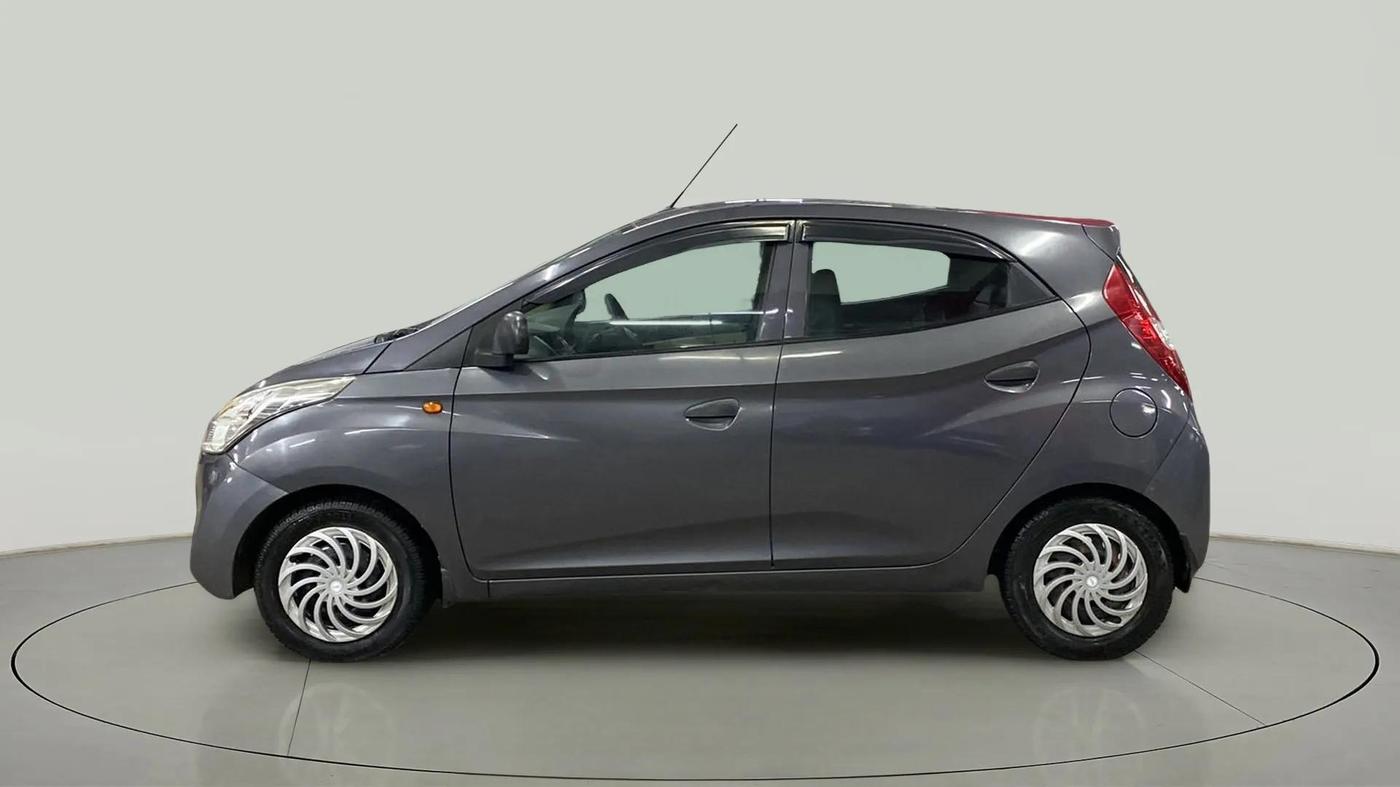 2016 Hyundai Eon MAGNA +, Petrol, Manual, 63,251 km, Left Side