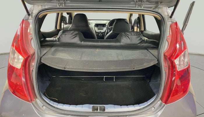 2016 Hyundai Eon MAGNA +, Petrol, Manual, 63,230 km, Boot Inside