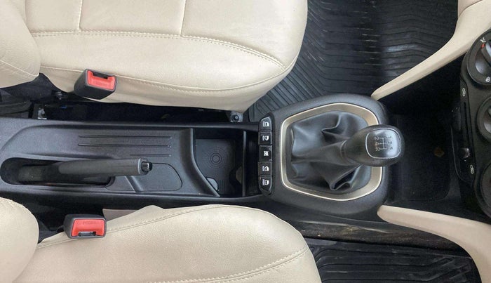 2019 Hyundai NEW SANTRO SPORTZ MT, Petrol, Manual, 36,201 km, Gear Lever