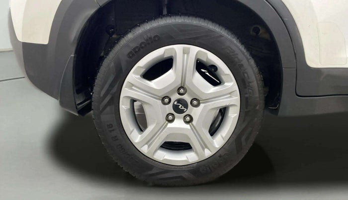 2023 KIA SONET HTK PLUS 1.0 IMT, Petrol, Manual, 27,776 km, Right Rear Wheel