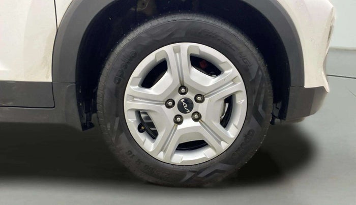 2023 KIA SONET HTK PLUS 1.0 IMT, Petrol, Manual, 27,776 km, Right Front Wheel