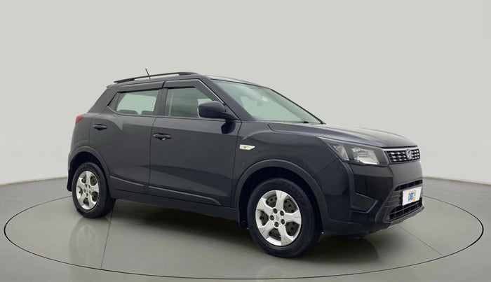 2019 Mahindra XUV300 W6 1.5 DIESEL, Diesel, Manual, 90,168 km, Right Front Diagonal