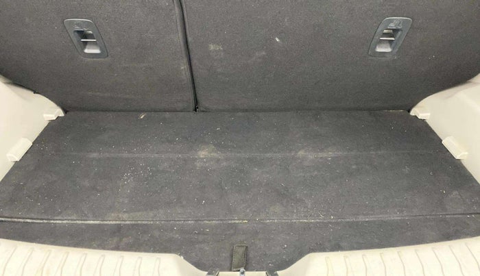 2019 Mahindra XUV300 W6 1.5 DIESEL, Diesel, Manual, 90,168 km, Boot Open Zoomed View