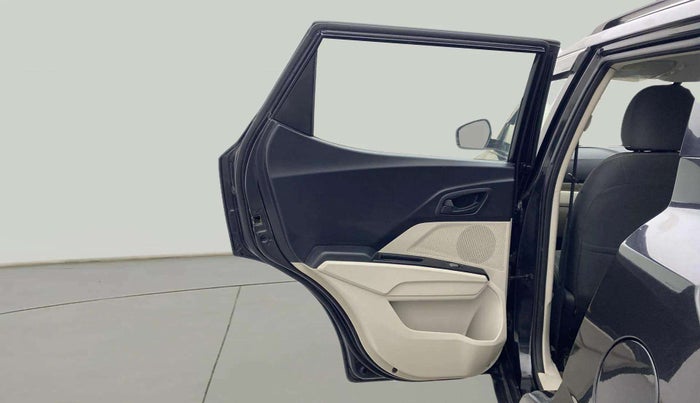 2019 Mahindra XUV300 W6 1.5 DIESEL, Diesel, Manual, 90,168 km, LHS Rear Door
