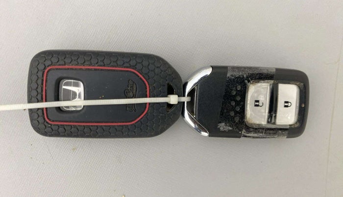 2019 Honda Jazz 1.2L I-VTEC VX CVT, Petrol, Automatic, 34,817 km, Key Close Up