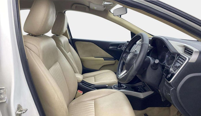 2017 Honda City 1.5L I-VTEC V MT, Petrol, Manual, 79,497 km, Right Side Front Door Cabin