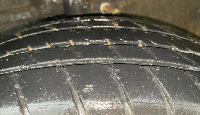 2017 Maruti Celerio ZXI AMT, Petrol, Automatic, 28,829 km, Left Front Tyre Tread