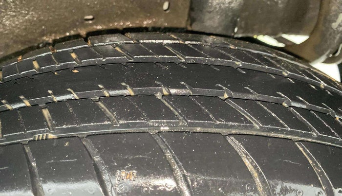 2017 Maruti Celerio ZXI AMT, Petrol, Automatic, 28,829 km, Left Rear Tyre Tread