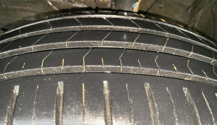 2024 Toyota Glanza G, Petrol, Manual, 22,802 km, Left Front Tyre Tread
