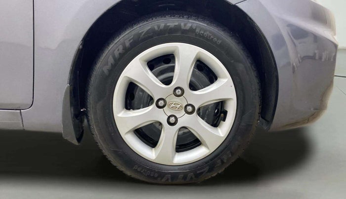 2012 Hyundai Verna FLUIDIC 1.6 VTVT EX, Petrol, Manual, 56,678 km, Right Front Wheel