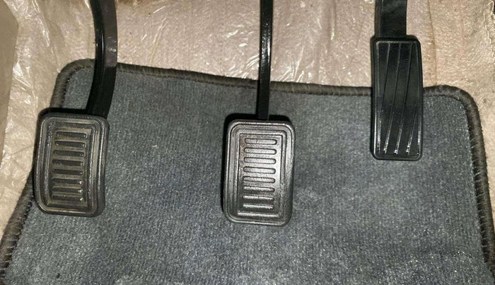2018 Mahindra Bolero POWER PLUS ZLX, Diesel, Manual, 54,350 km, Pedals