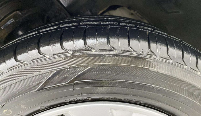 2019 Tata Tiago XZ PETROL, Petrol, Manual, 64,420 km, Right Front Tyre Tread