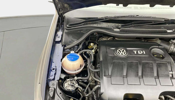 2015 Volkswagen Vento HIGHLINE 1.5 AT, Diesel, Automatic, 88,834 km, Engine View - Right