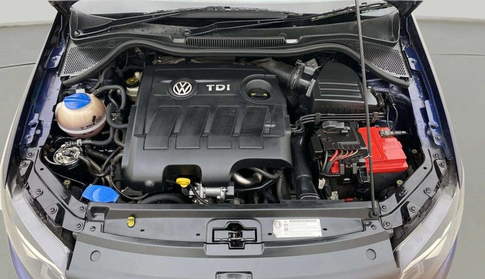 2015 Volkswagen Vento HIGHLINE 1.5 AT, Diesel, Automatic, 88,834 km, Engine View