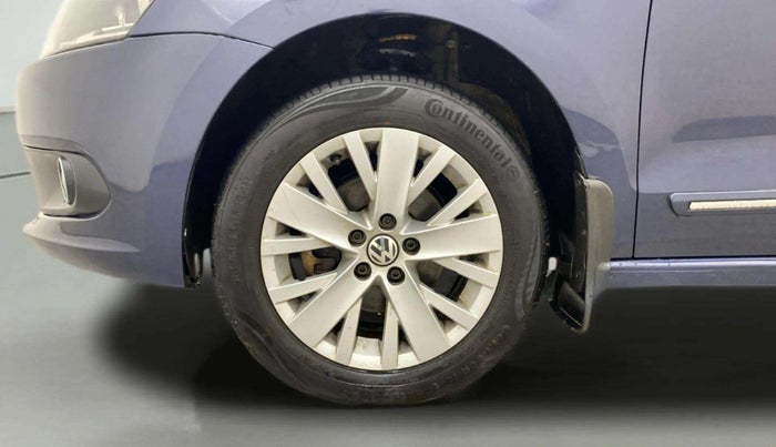 2015 Volkswagen Vento HIGHLINE 1.5 AT, Diesel, Automatic, 88,834 km, Left Front Wheel